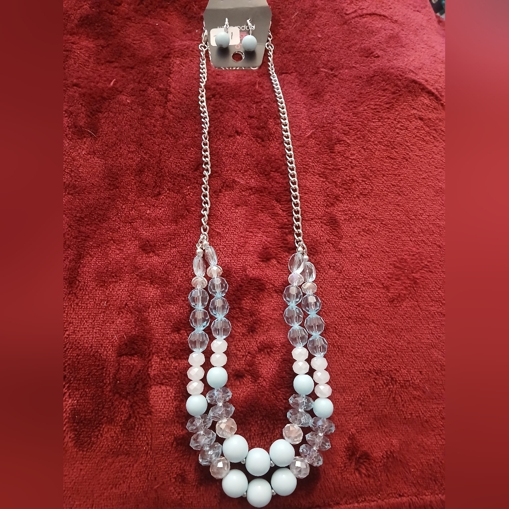 Paparazzi White and Silver Beaded Necklace Set